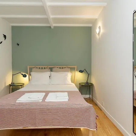 Madalena Cozy - Cozy In Baixa