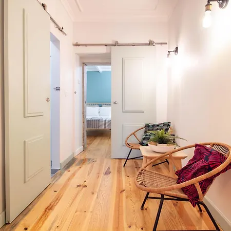 Apartment Madalena Cozy - Cozy In Baixa Lisbon